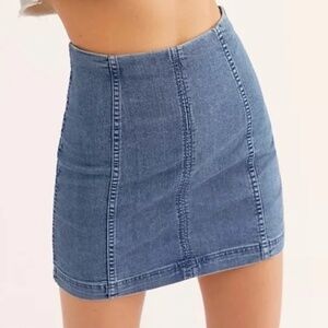 NWT Free People Denim Jean Back Zip Stretch Mini Skirt, size 8